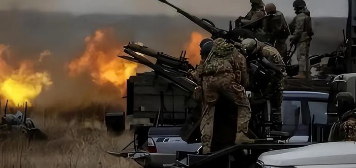 敲响警钟！沙尔克主场失利，卫冕压力骤增！的简单介绍